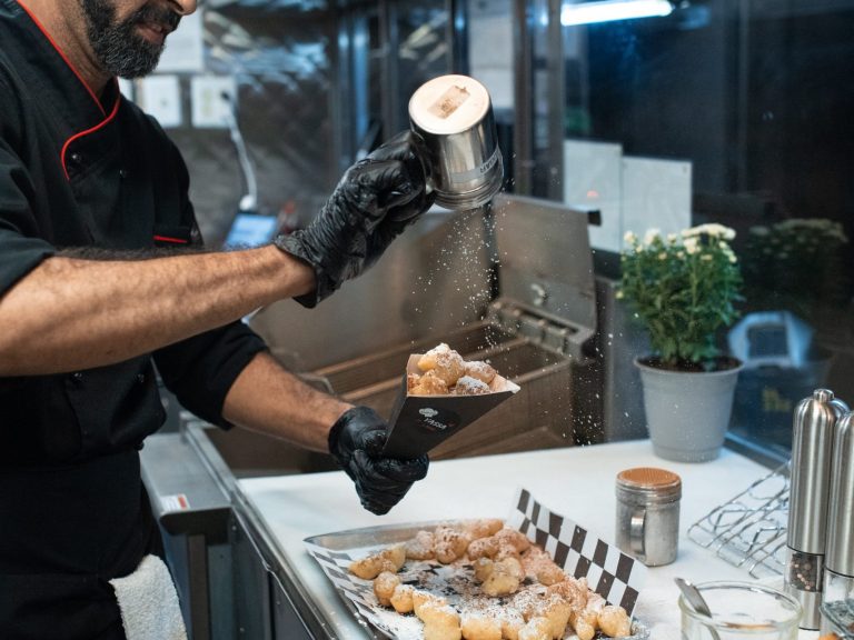 What Insurance Does a Food Truck Need | Future Insurance Agency